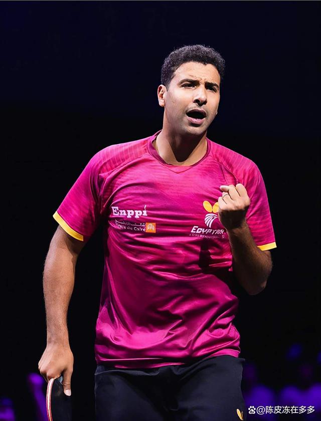 负伤球员奇迹复出,个人表现助球队逆转比赛的简单介绍 负伤球员奇迹复出,个人表现助球队逆转比赛的简单介绍