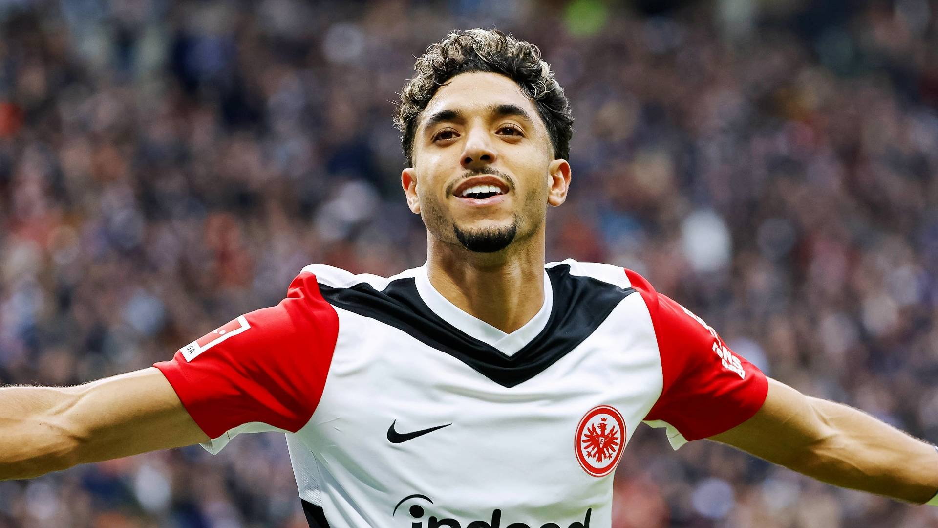 包含法兰克福客场平局,争取欧战资格成功的词条 包含法兰克福客场平局,争取欧战资格成功的词条