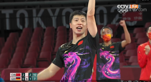 英格兰队轻取日本队,奥恰洛夫统治全场 英格兰队轻取日本队,奥恰洛夫统治全场