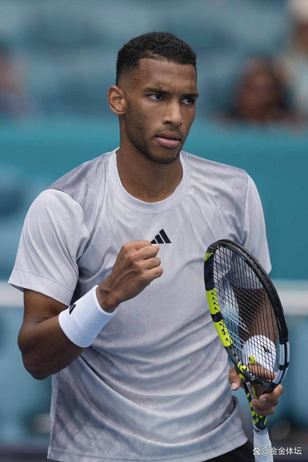 美网碾压温网,兹维列夫点燃赛场 美网碾压温网,兹维列夫点燃赛场